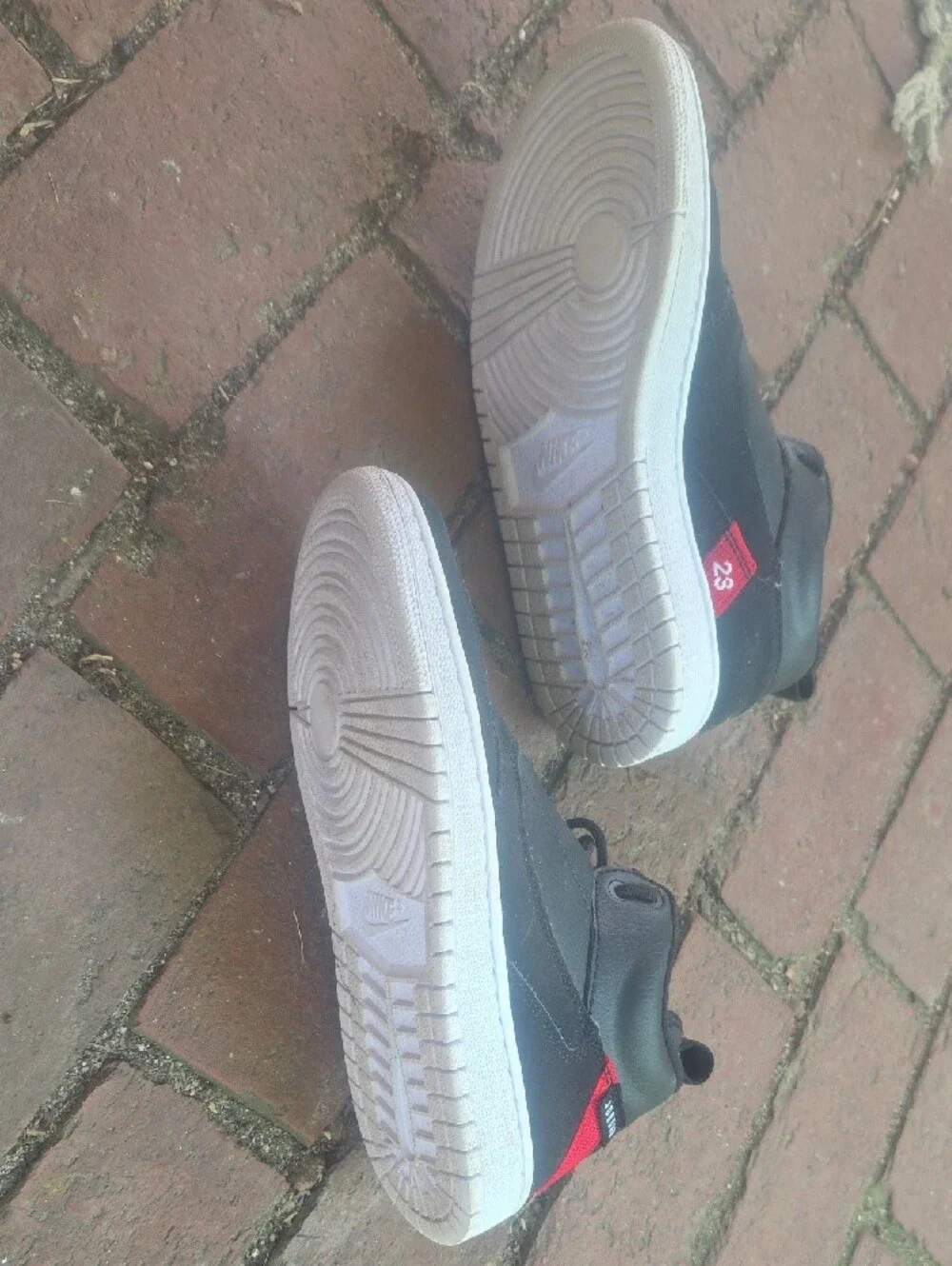 Nike Jordan Fadeaway Youth Sneakers - Leather - Y Size 5